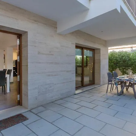 Yourhouse Es Cardinal Holiday home