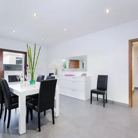 Yourhouse Es Cardinal Holiday home